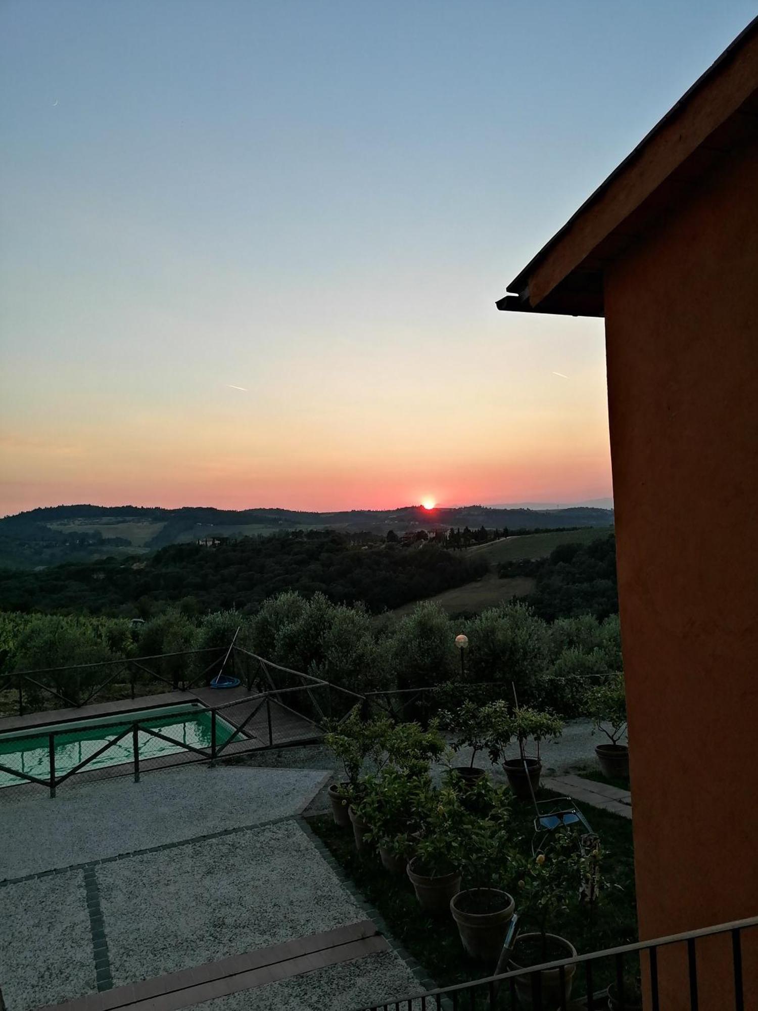 Agriturismo Borgo Stella Montespertoli Bagian luar foto